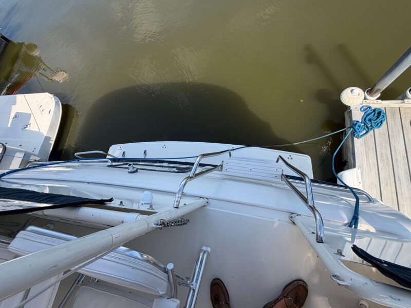 1990 Silverton 41 Aft Cabin