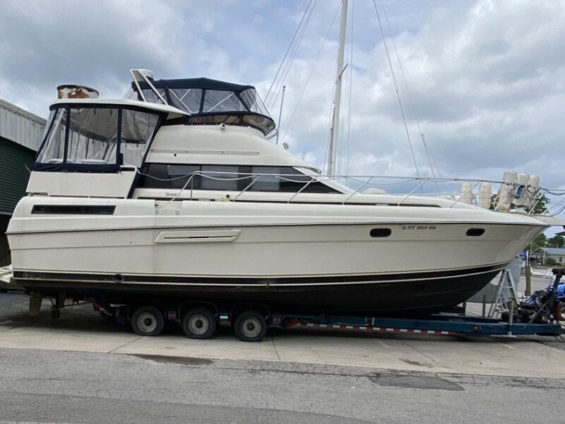 1990 Silverton 41 Aft Cabin