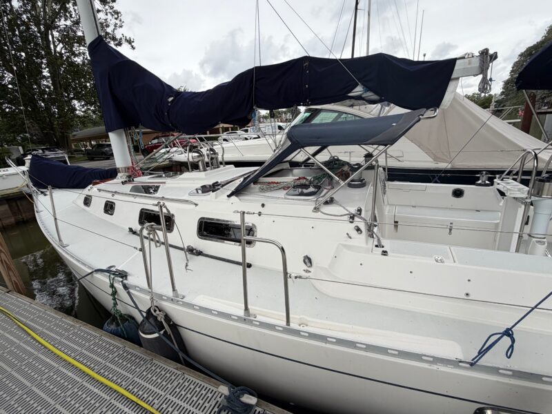 1995 Freedom 35