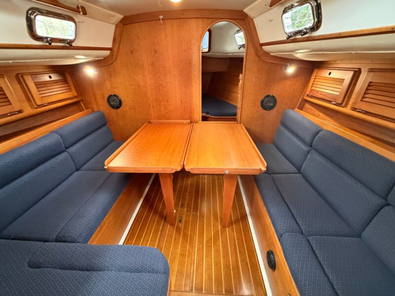 1995 Freedom 35