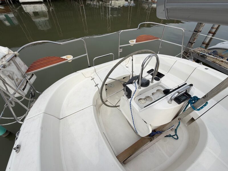 1997 Hunter 376