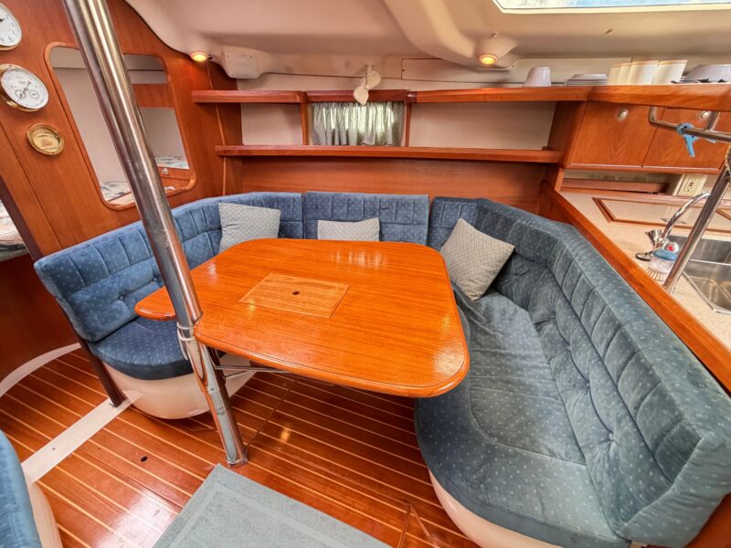 1997 Hunter 376