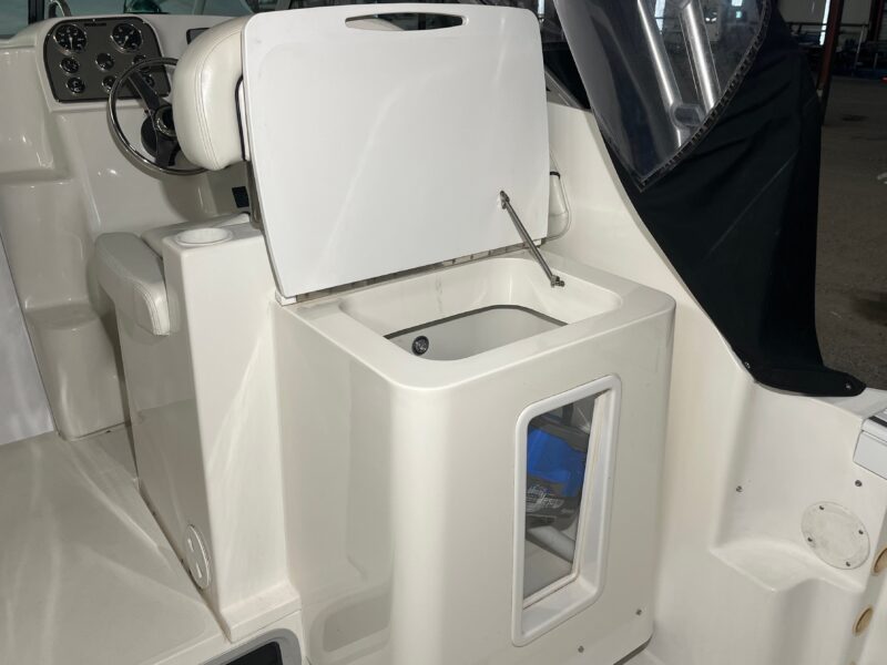 2001 Wellcraft 270 Coastal I/O