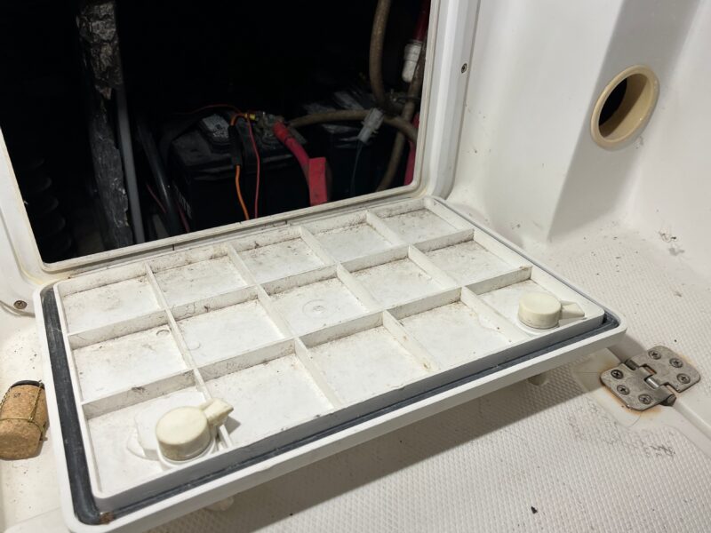 2001 Wellcraft 270 Coastal I/O