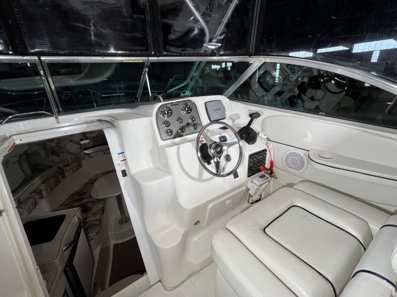 2001 Wellcraft 270 Coastal I/O