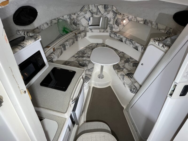2001 Wellcraft 270 Coastal I/O