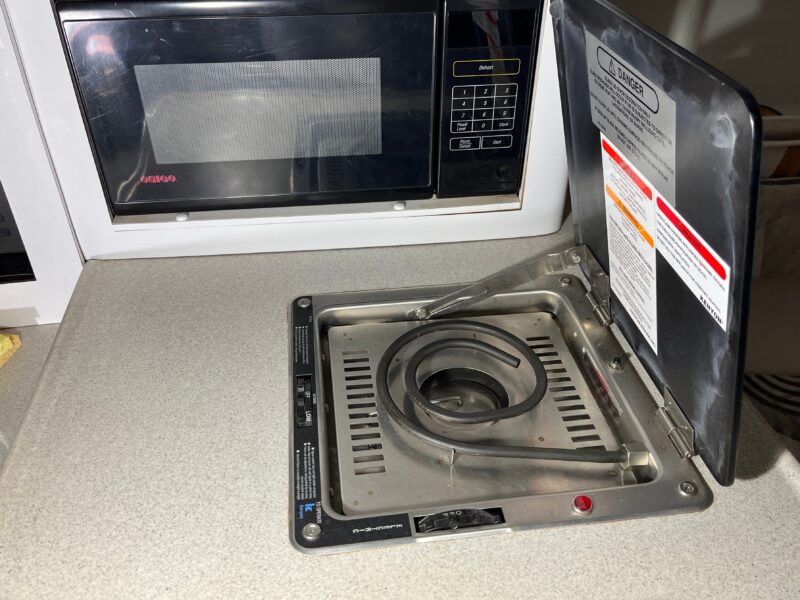 2001 Wellcraft 270 Coastal I/O