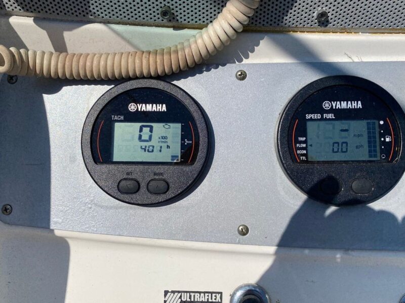 2007 Chris-Craft Catalina 23