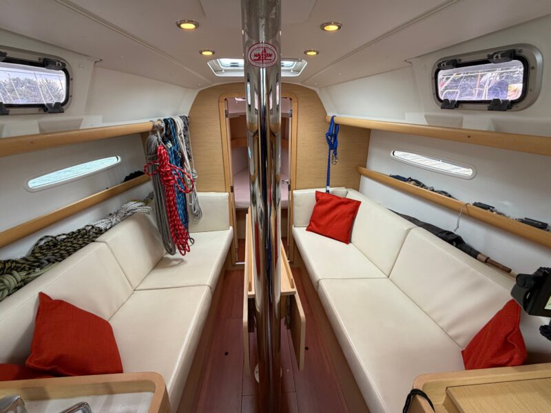 2011 Beneteau First 30