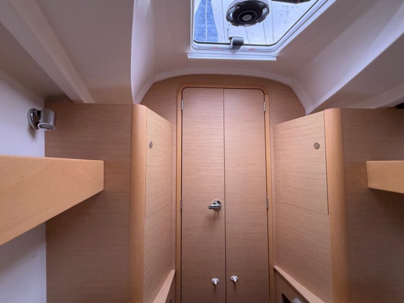 2011 Beneteau First 30