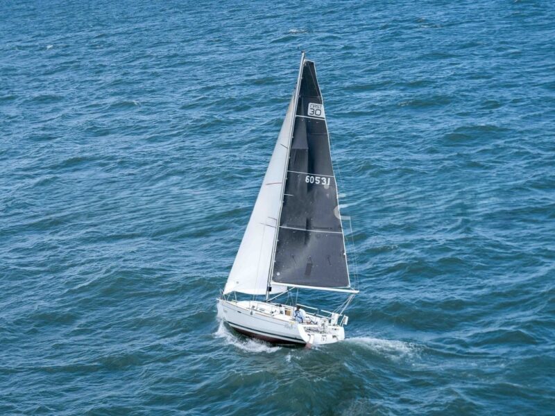 2011 Beneteau First 30