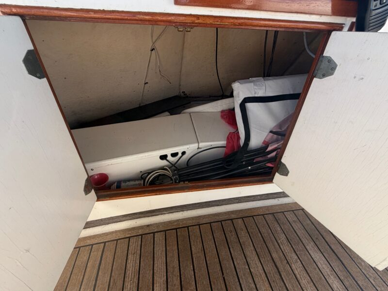 1986 Grand Banks 36 Classic