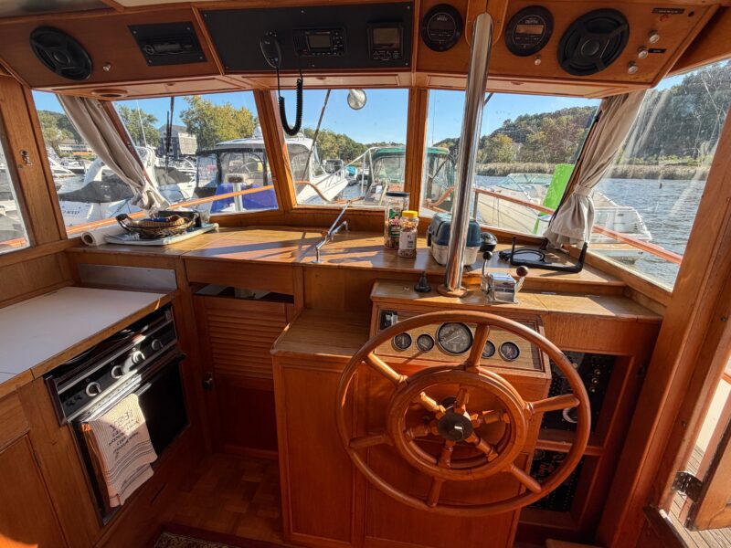 1986 Grand Banks 36 Classic