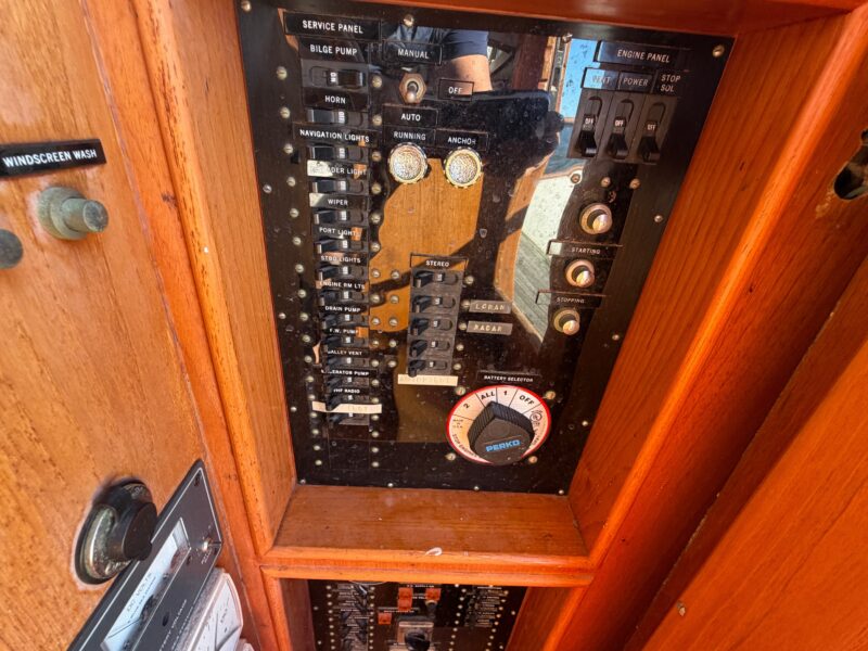 1986 Grand Banks 36 Classic