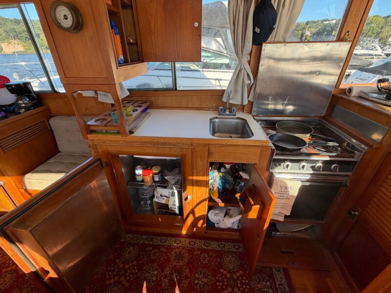1986 Grand Banks 36 Classic