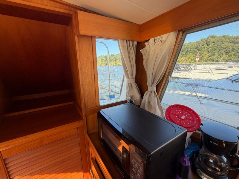 1986 Grand Banks 36 Classic