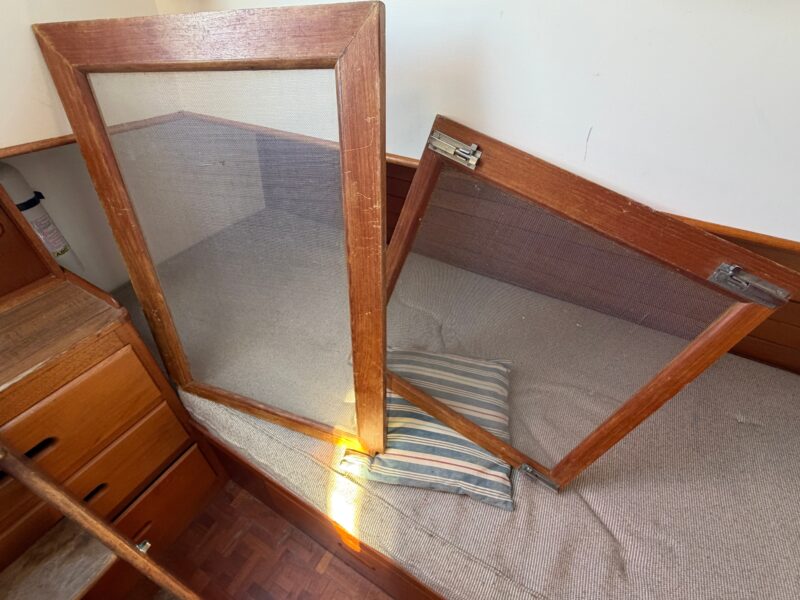 1986 Grand Banks 36 Classic