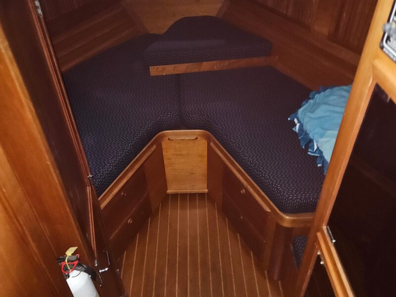 1998 Sabreline 36 Fast Trawler