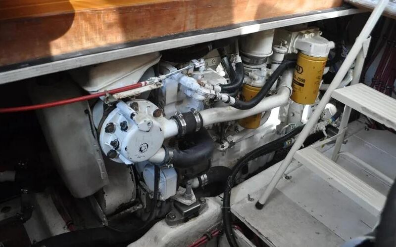 1998 Sabreline 36 Fast Trawler