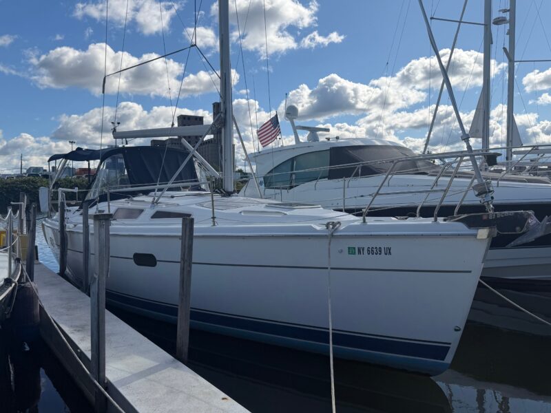 2003 Hunter 356