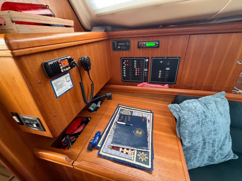 2003 Hunter 356