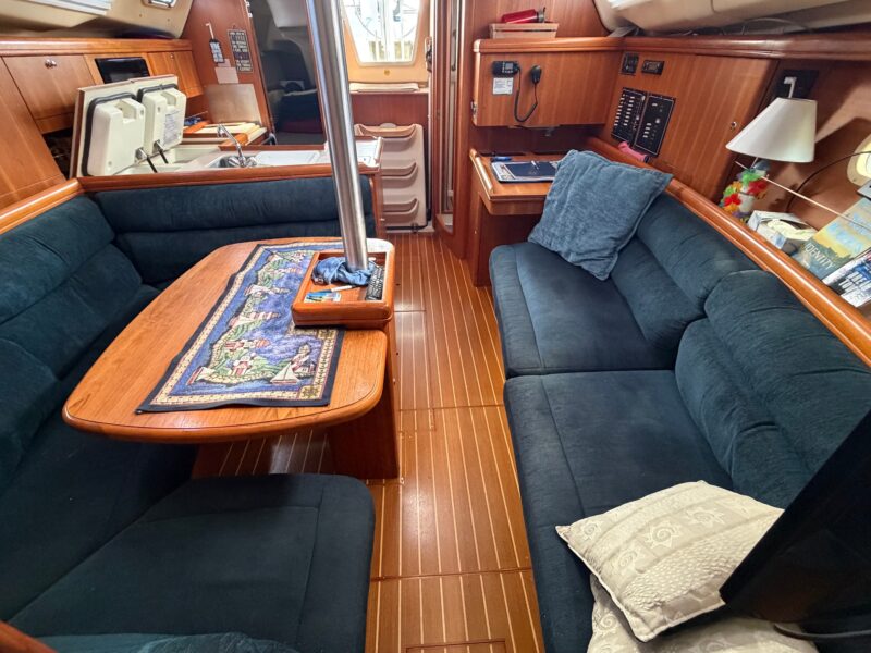 2003 Hunter 356