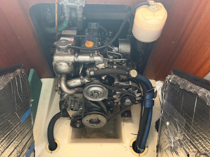 2003 Hunter 356