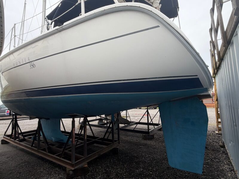 2003 Hunter 356