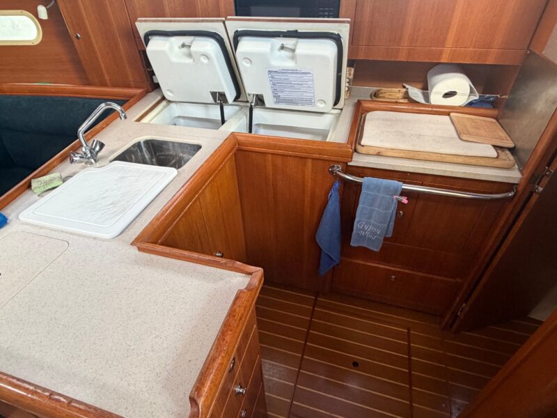 2003 Hunter 356
