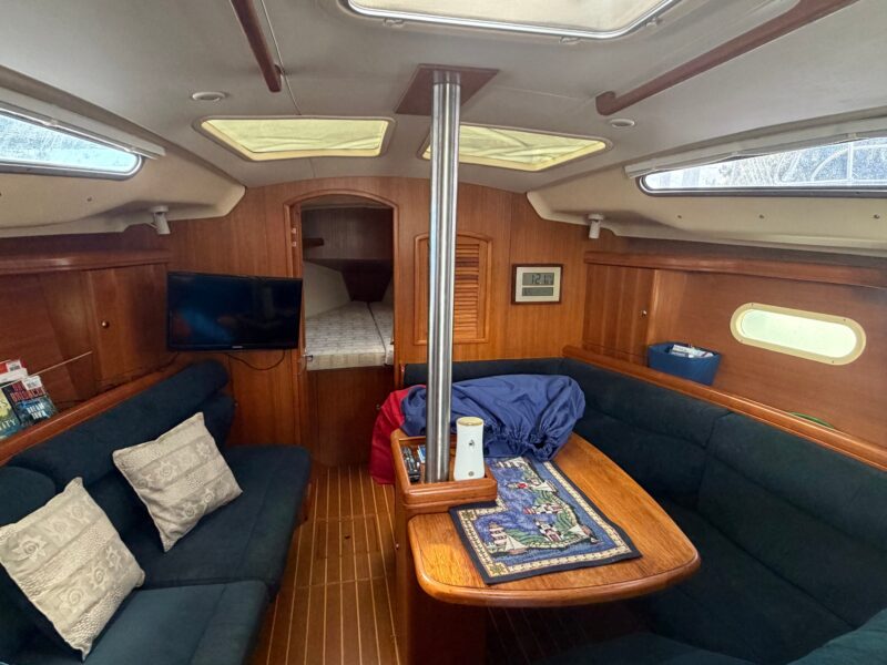 2003 Hunter 356