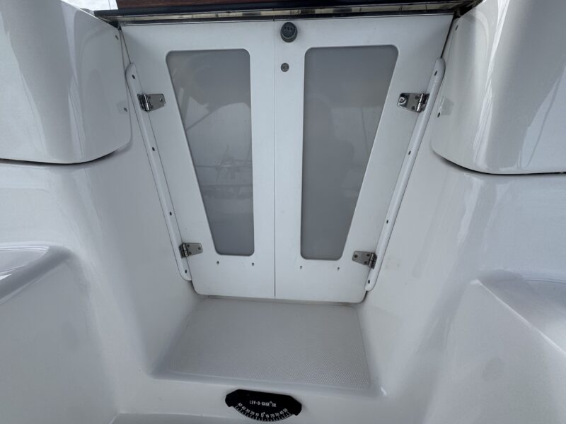 2009 Hunter 36