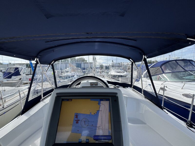 2009 Hunter 36