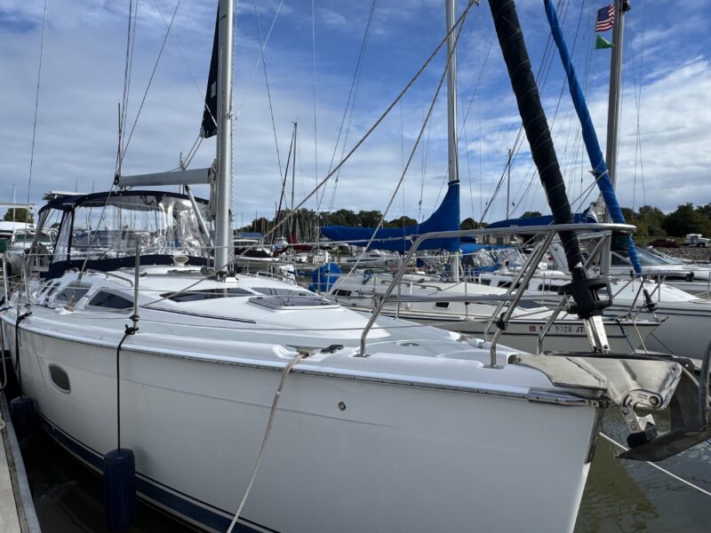 2009 Hunter 36