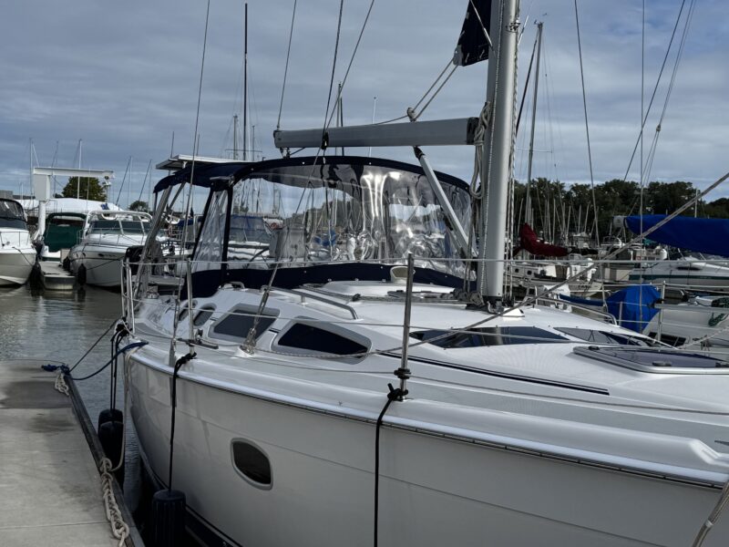 2009 Hunter 36