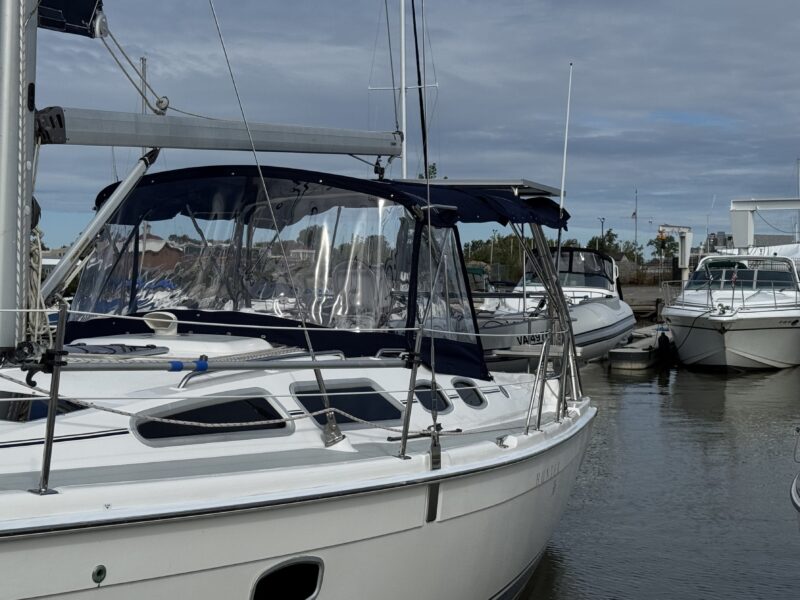 2009 Hunter 36