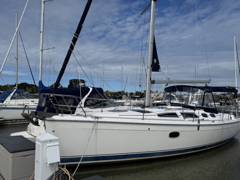 2009 Hunter 36