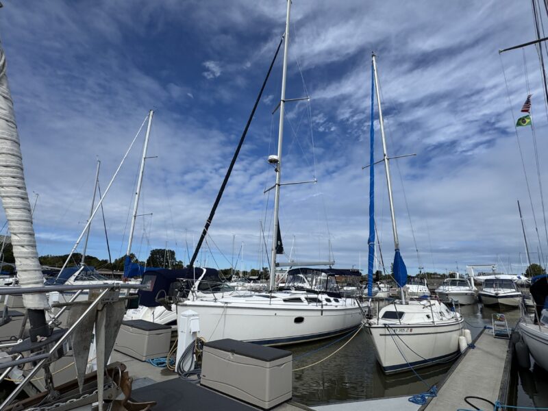 2009 Hunter 36