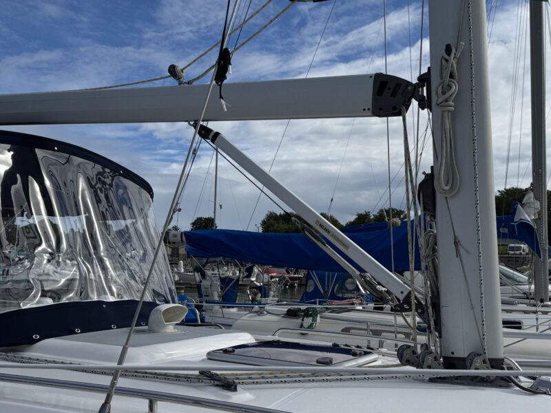 2009 Hunter 36