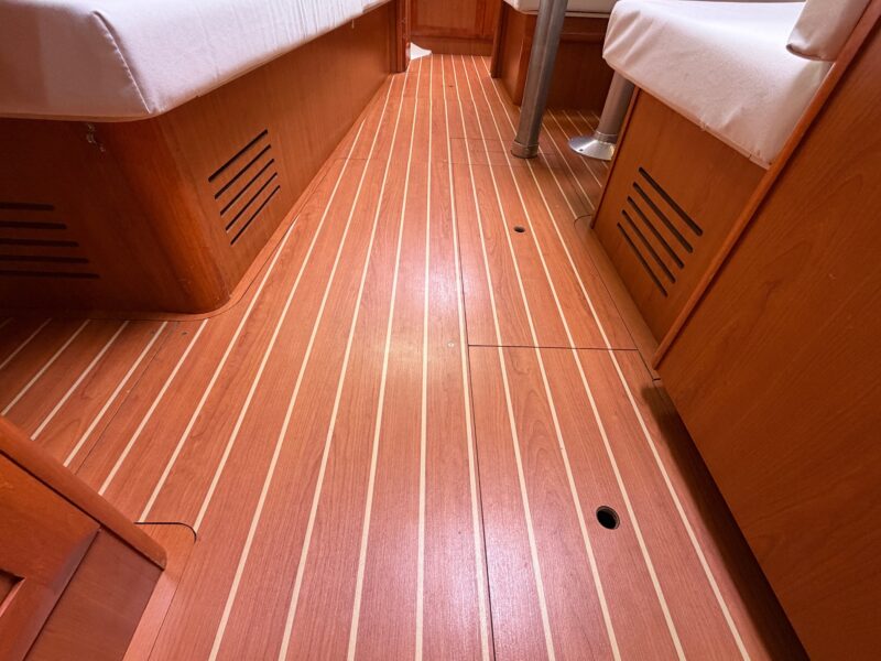 2009 Hunter 36