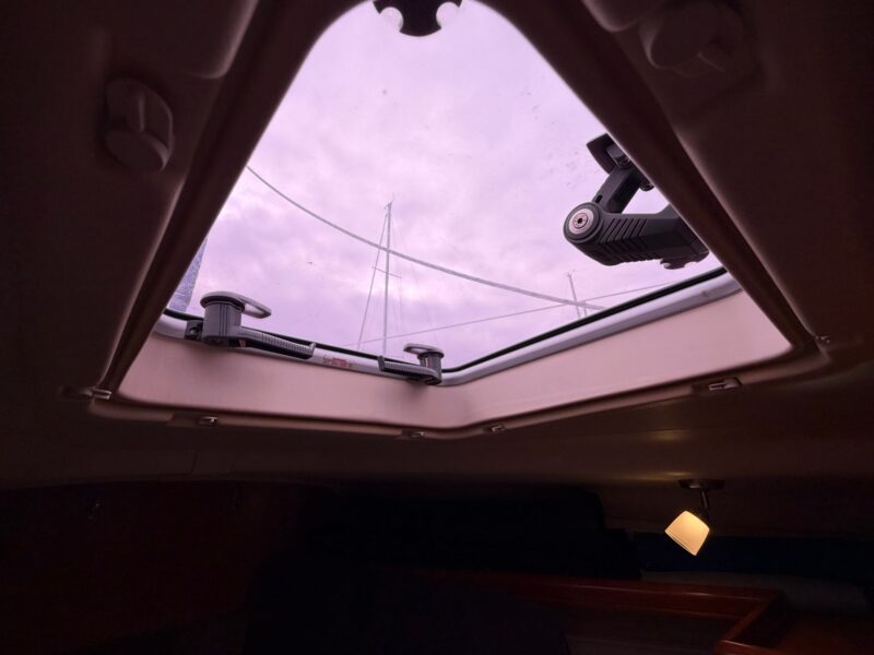 2009 Hunter 36