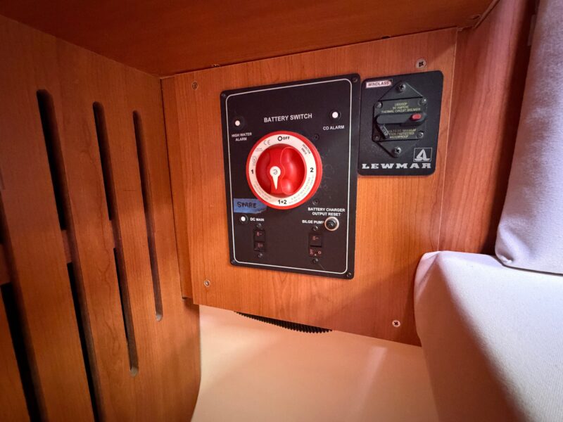 2009 Hunter 36