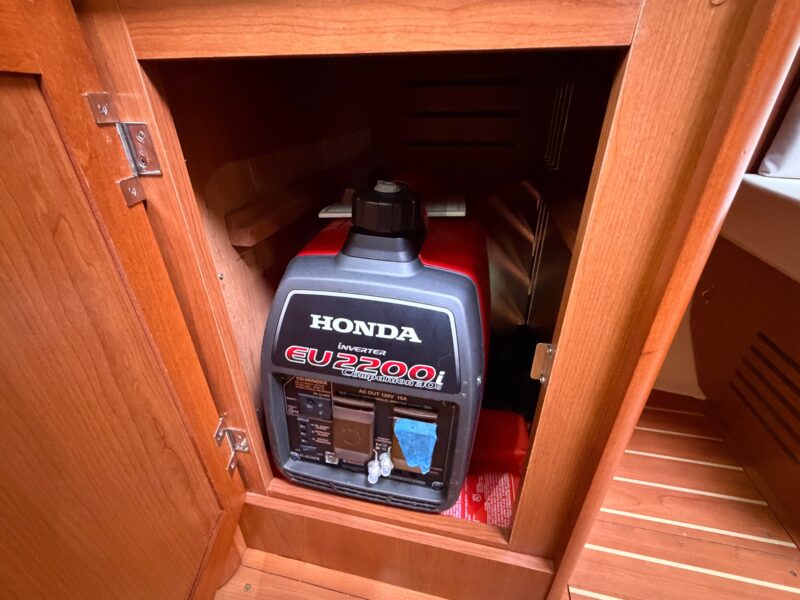 2009 Hunter 36