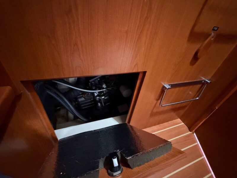 2009 Hunter 36