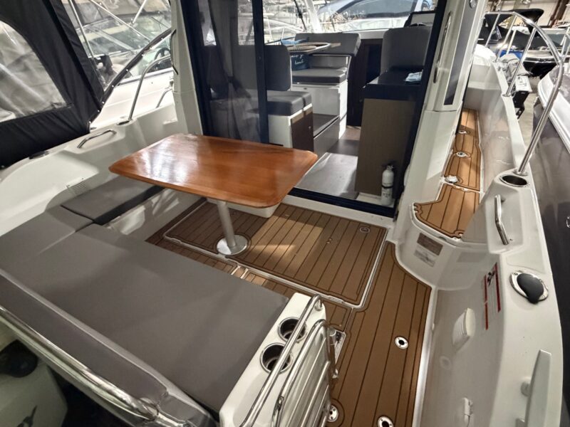2023 Beneteau Antares 9