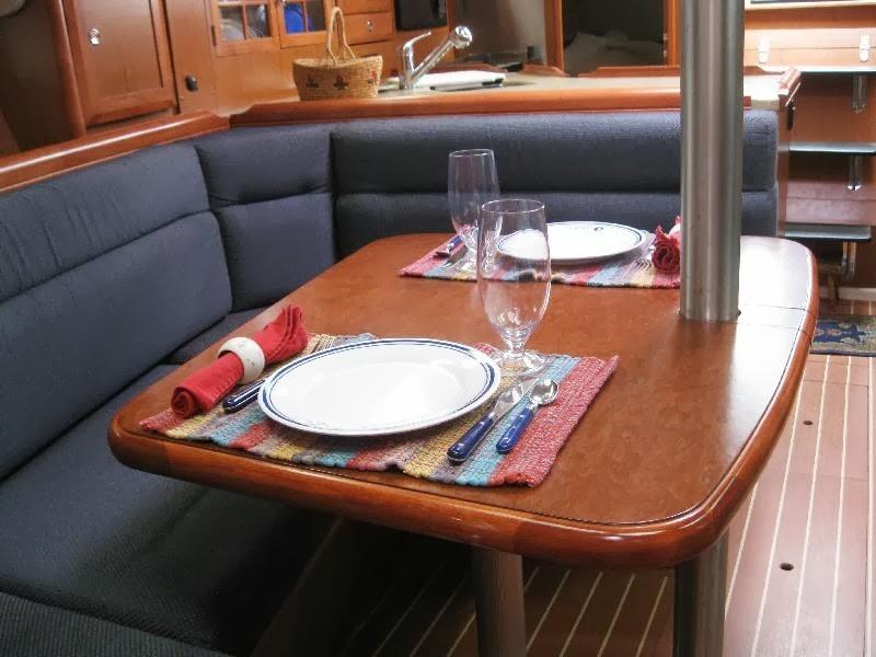 2008 Hunter 36